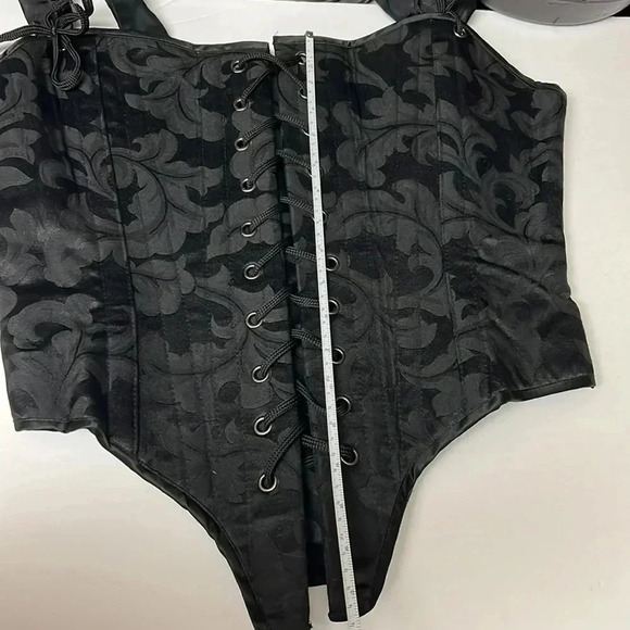 Gallery Serpentine Gothic Brocade Lace Up Corset Victorian Top - Picture 13 of 16